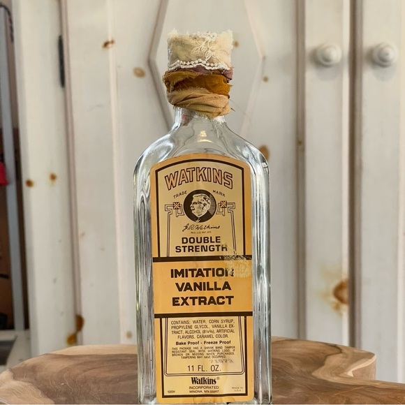 Watkins Other - Vintage Watkins Double Strength Vanilla Extract bottle!